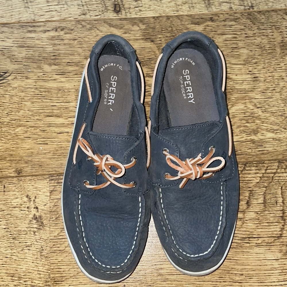 Grey soft leather SPERRYs